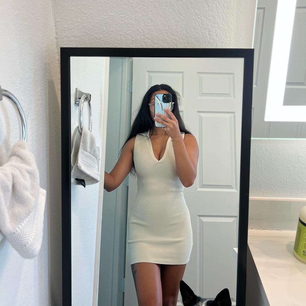 Babaton Cream Sleeveless Polo Collar Bodycon Mini Dress